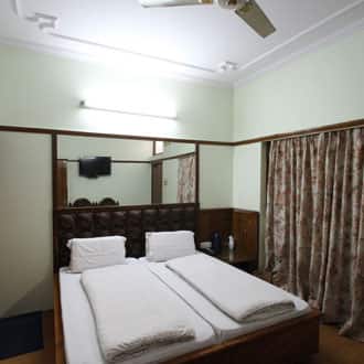 Hotel Naveen Deluxe, Meerut 2